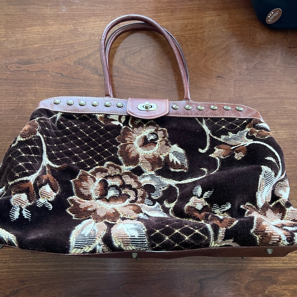 Isabella Fiore Vintage Brown & Beige Floral Carpet Tapestry Bag